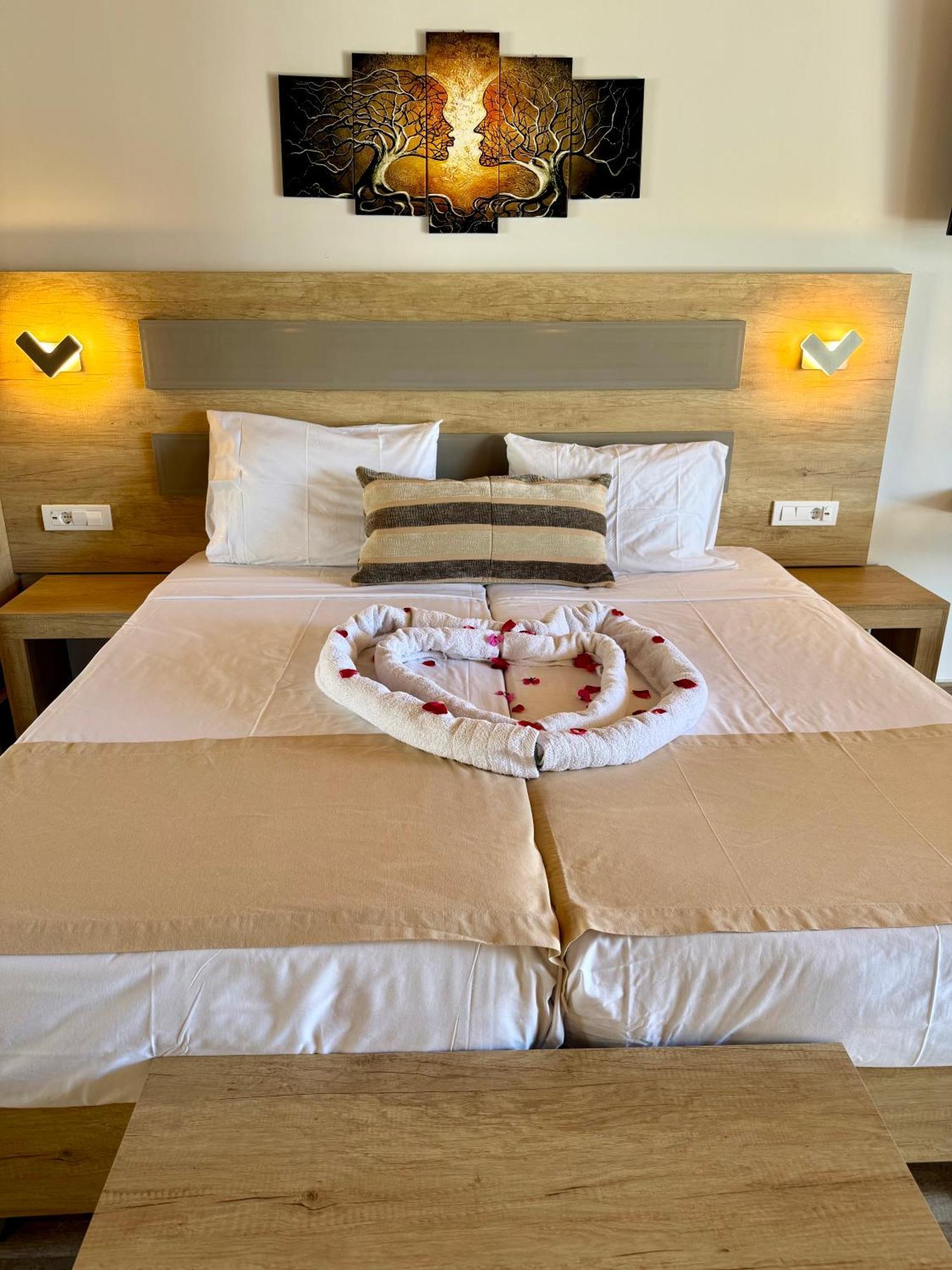 Apartahotel Paradise